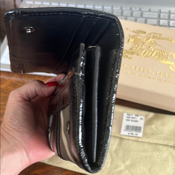 Burberry Black and Gray Plaid Card Holder - Picture 4 of 8